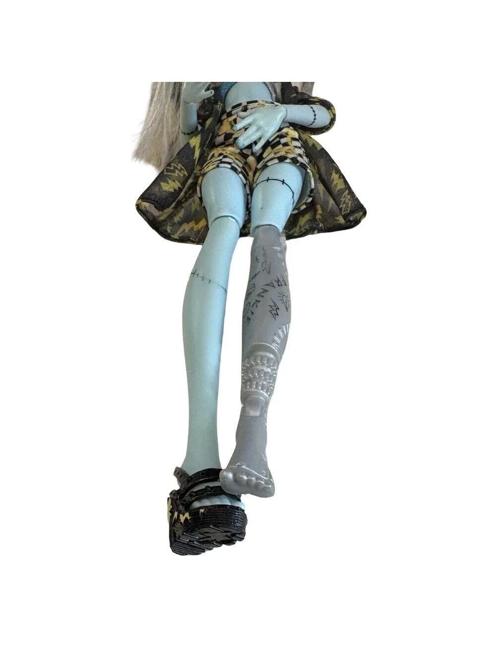 Monster High Scare-adise Island Frankie Stein Doll Cut Hair